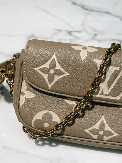 LV IVY, Tourterelle/Crème