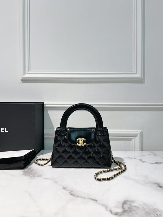 CHANEL MINI SHOPPING TOTE, Black/Gold