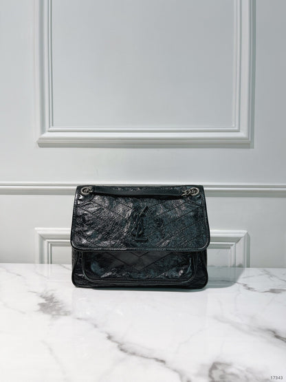 YSL NIKI MEDIUM, Black/Silver