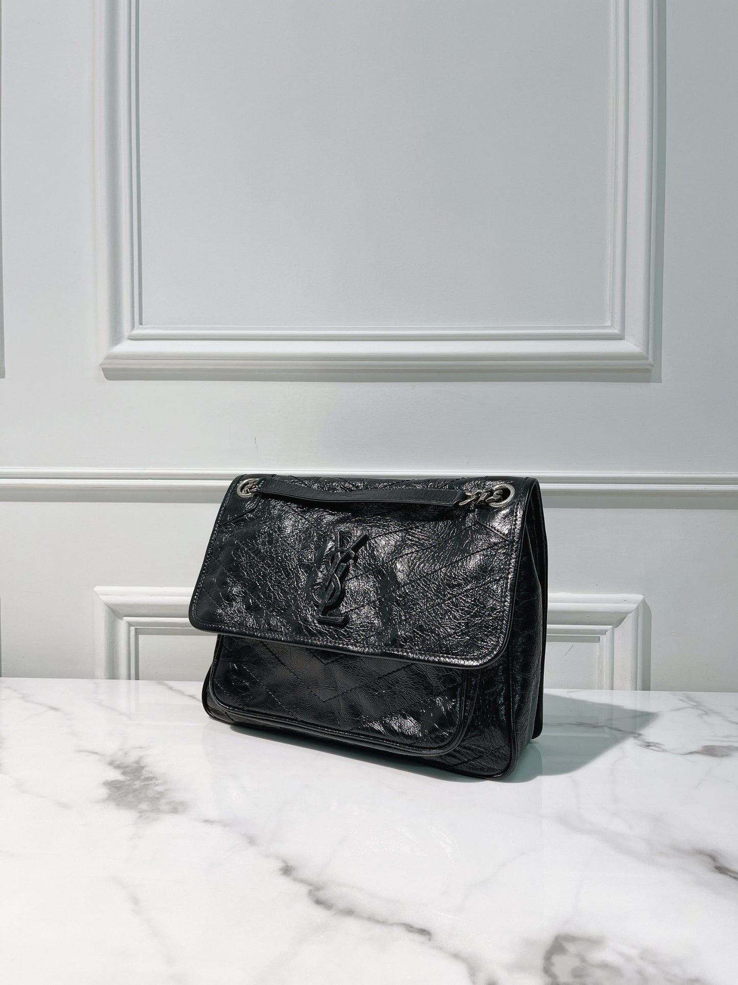 YSL NIKI MEDIUM, Black/Silver