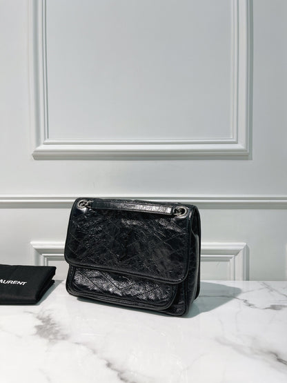YSL NIKI MEDIUM, Black/Silver