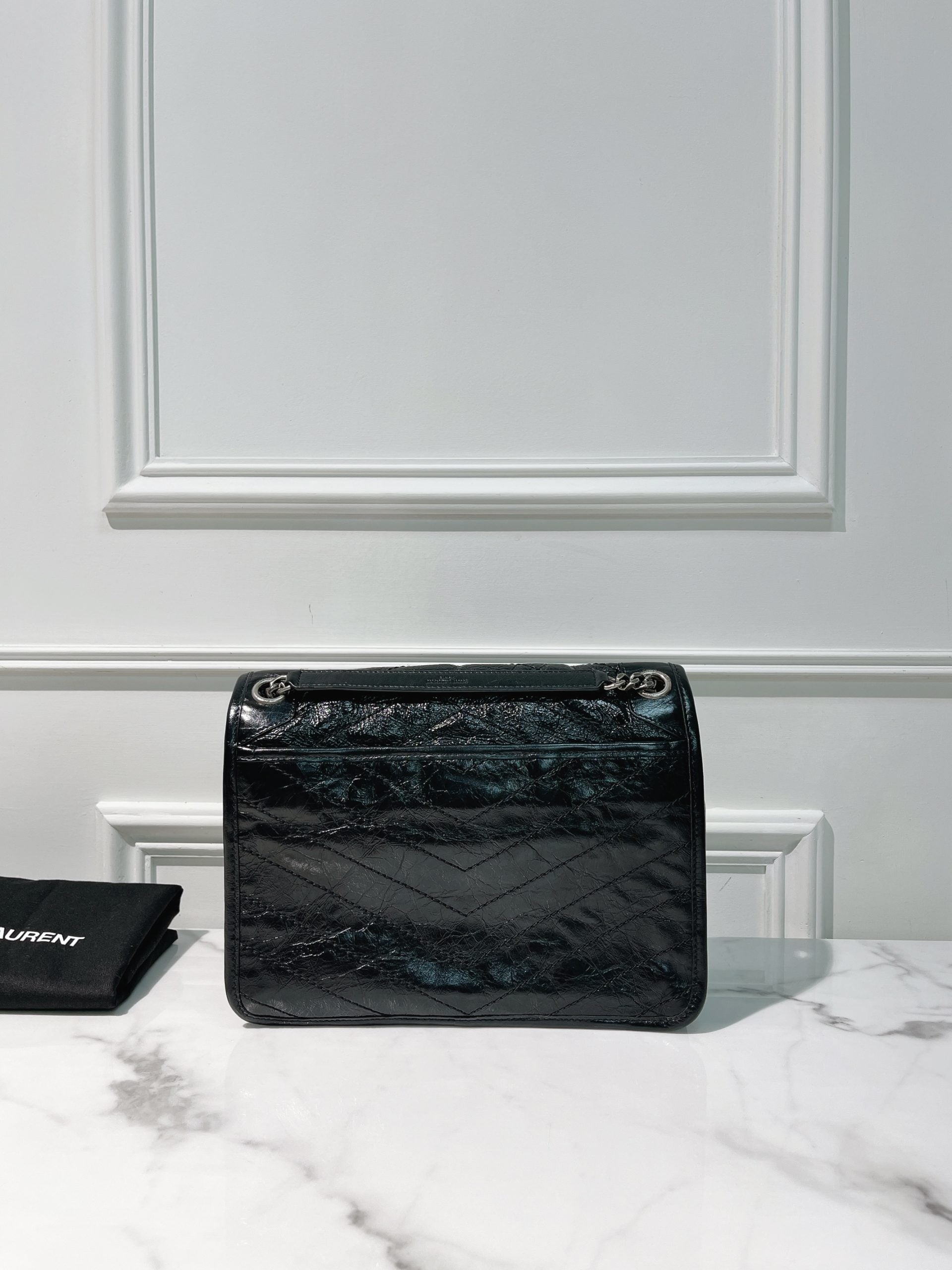 YSL NIKI MEDIUM, Black/Silver