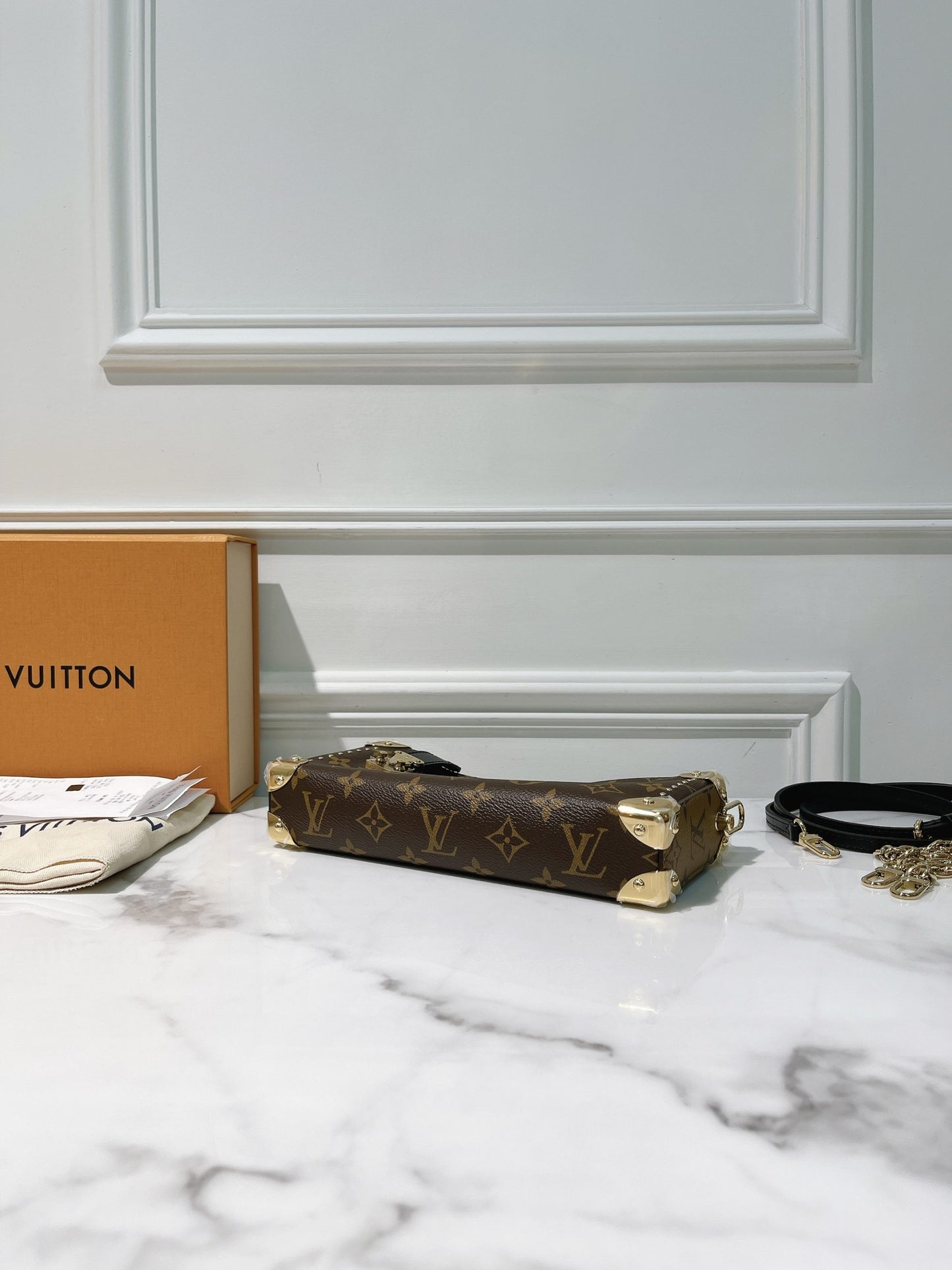 LV SLIM TRUNK, Monogram