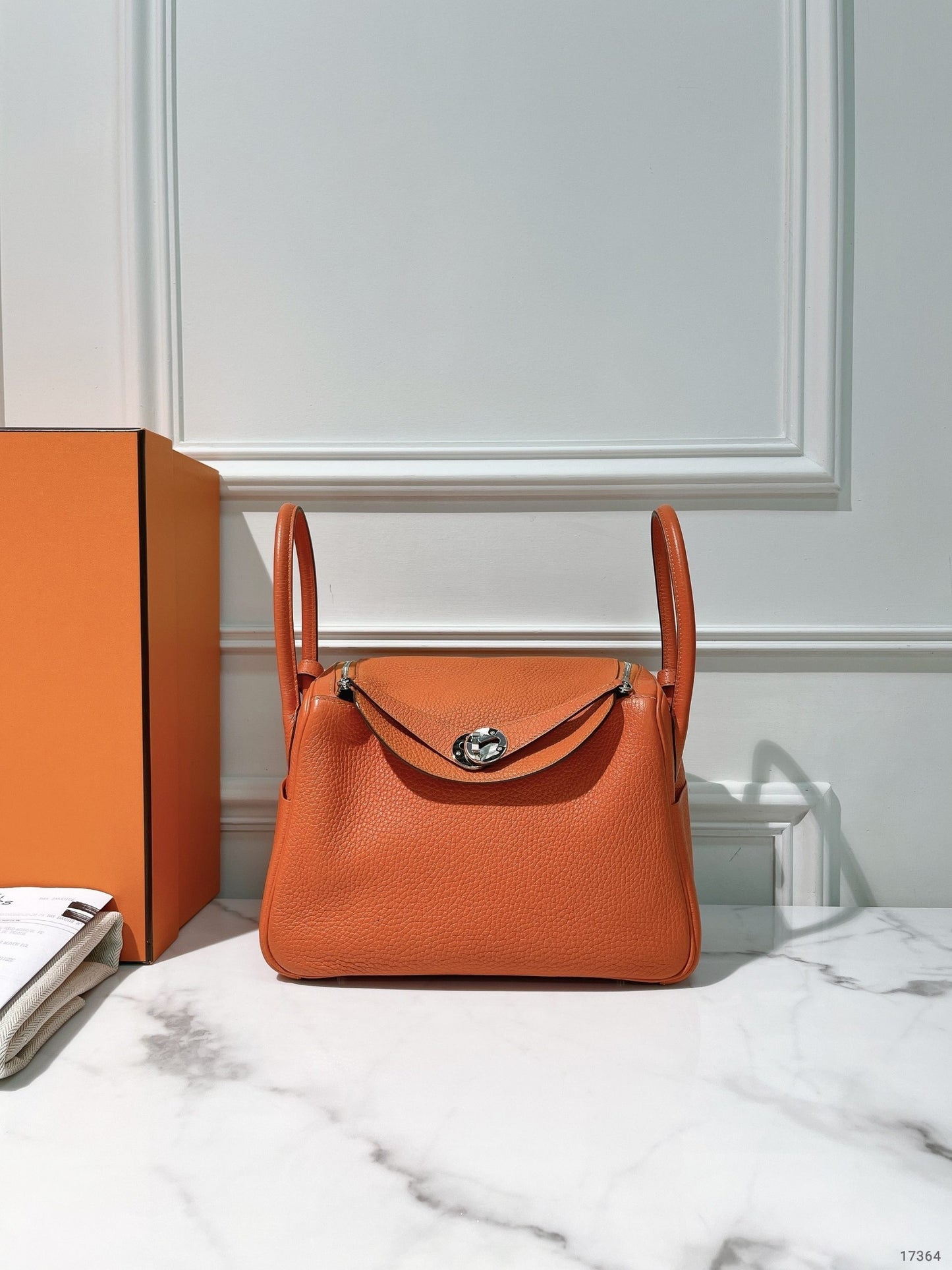HERMES LINDY 26, Feu/Silver