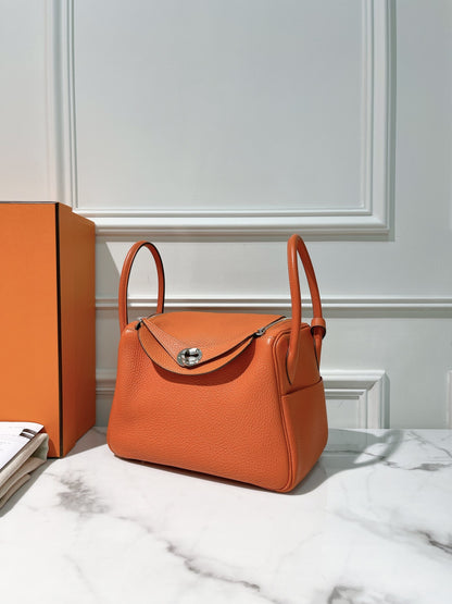 HERMES LINDY 26, Feu/Silver