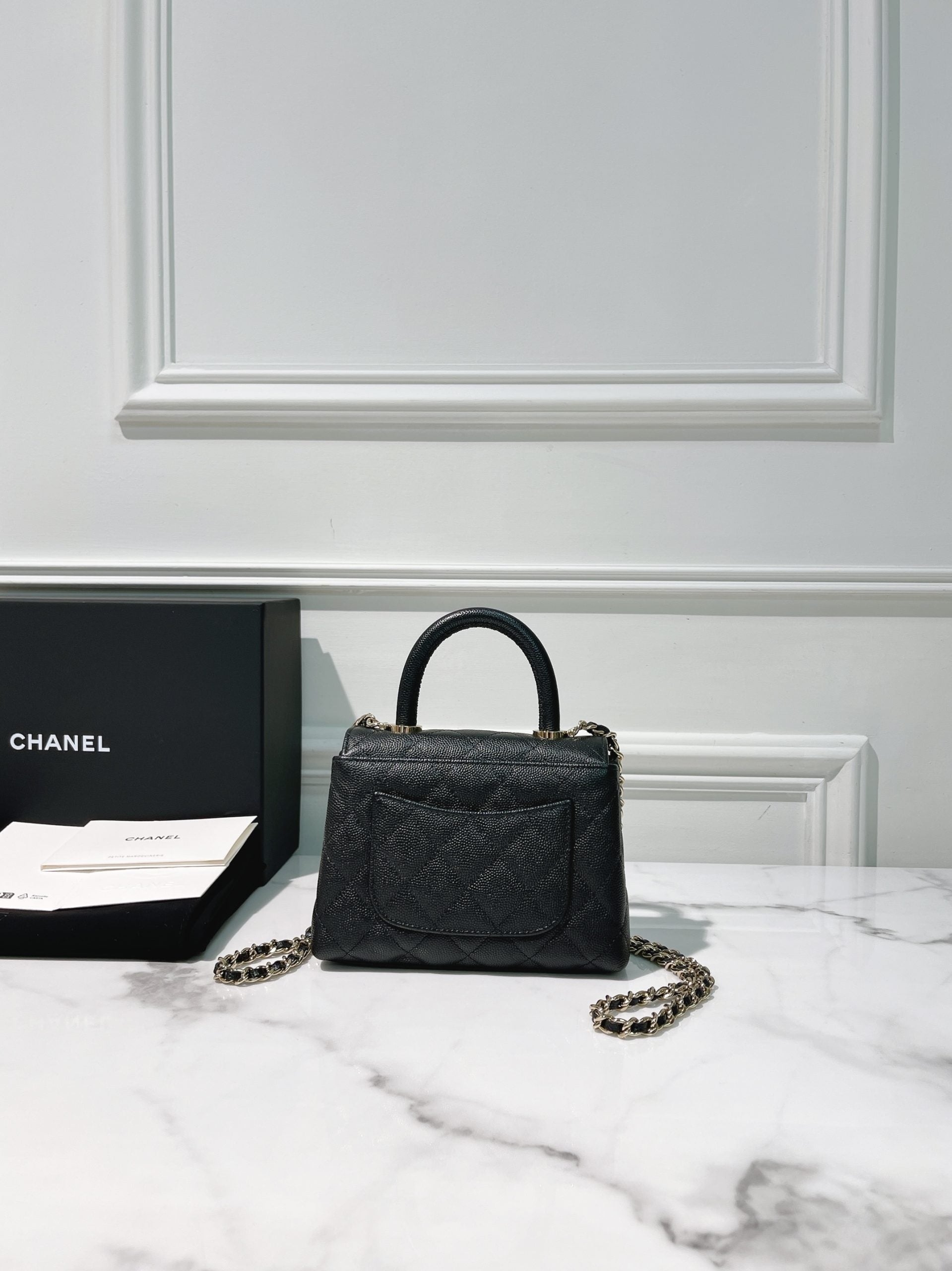 CHANEL MINI COCO HANDLE, Black/Gold