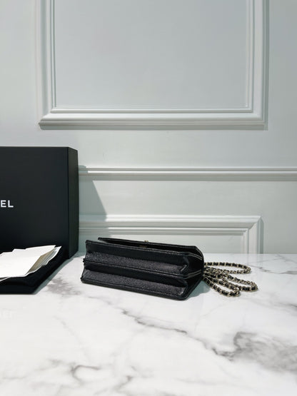 CHANEL 25C TOP HANDLE MINI CLUTCH, Black/Gold