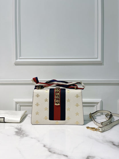 GUCCI MEDIUM SYLVIE SHOULDER BAG