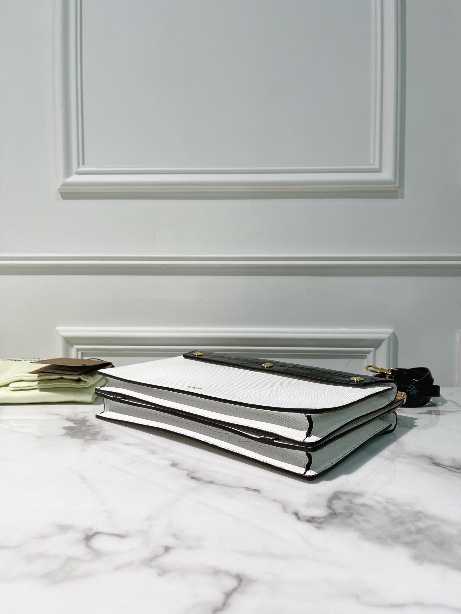 BURBERRY LONDON HANDBAG