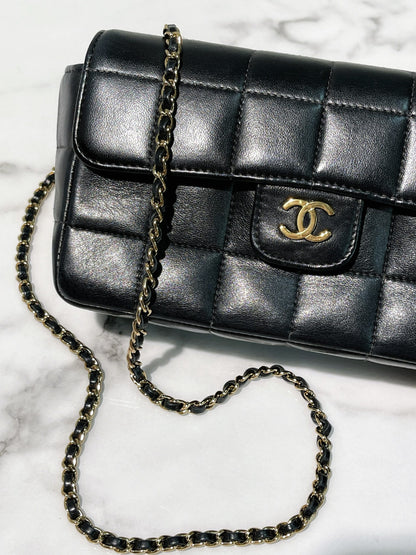 CHANEL MINI CHOCOLATE BAR FLAP BAG, Black/Gold