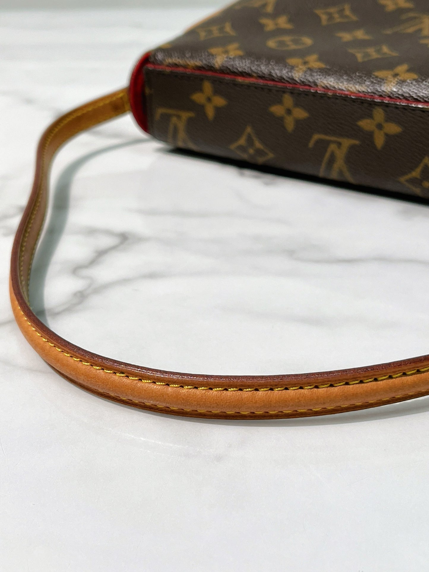 LV VINTAGE RECITAL, Monogram