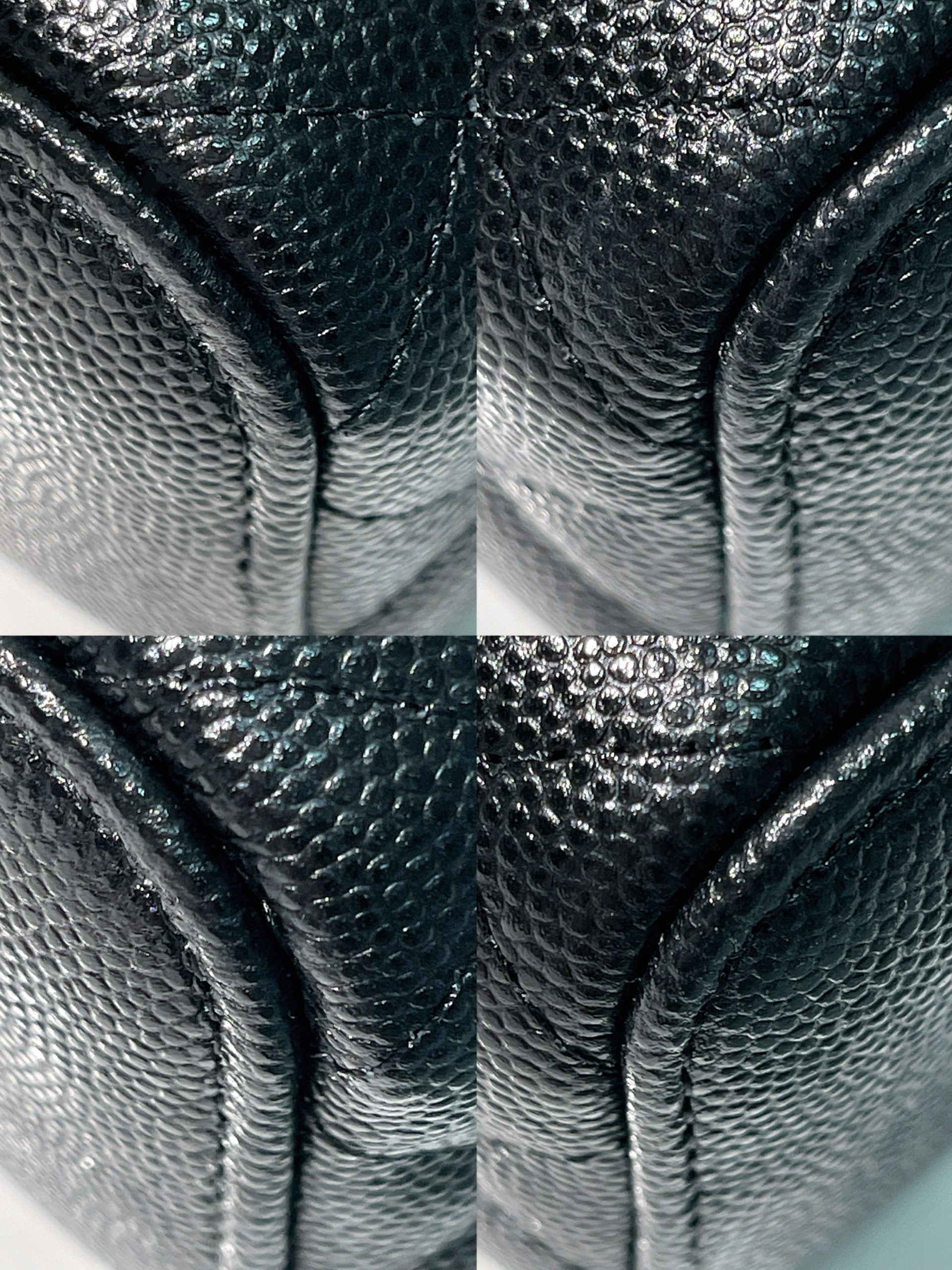 CHANEL 21S MINI VANITY CASE HAND BAG, Black/Gold