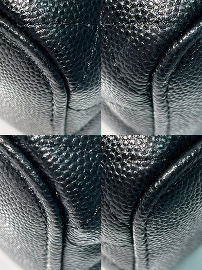 CHANEL 21S MINI VANITY CASE HAND BAG, Black/Gold