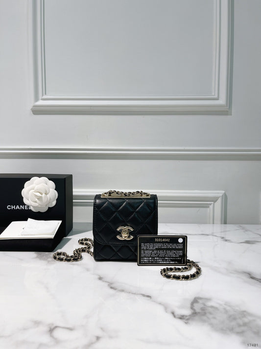 CHANEL MINI TRENDY CC WOC, Black/Gold