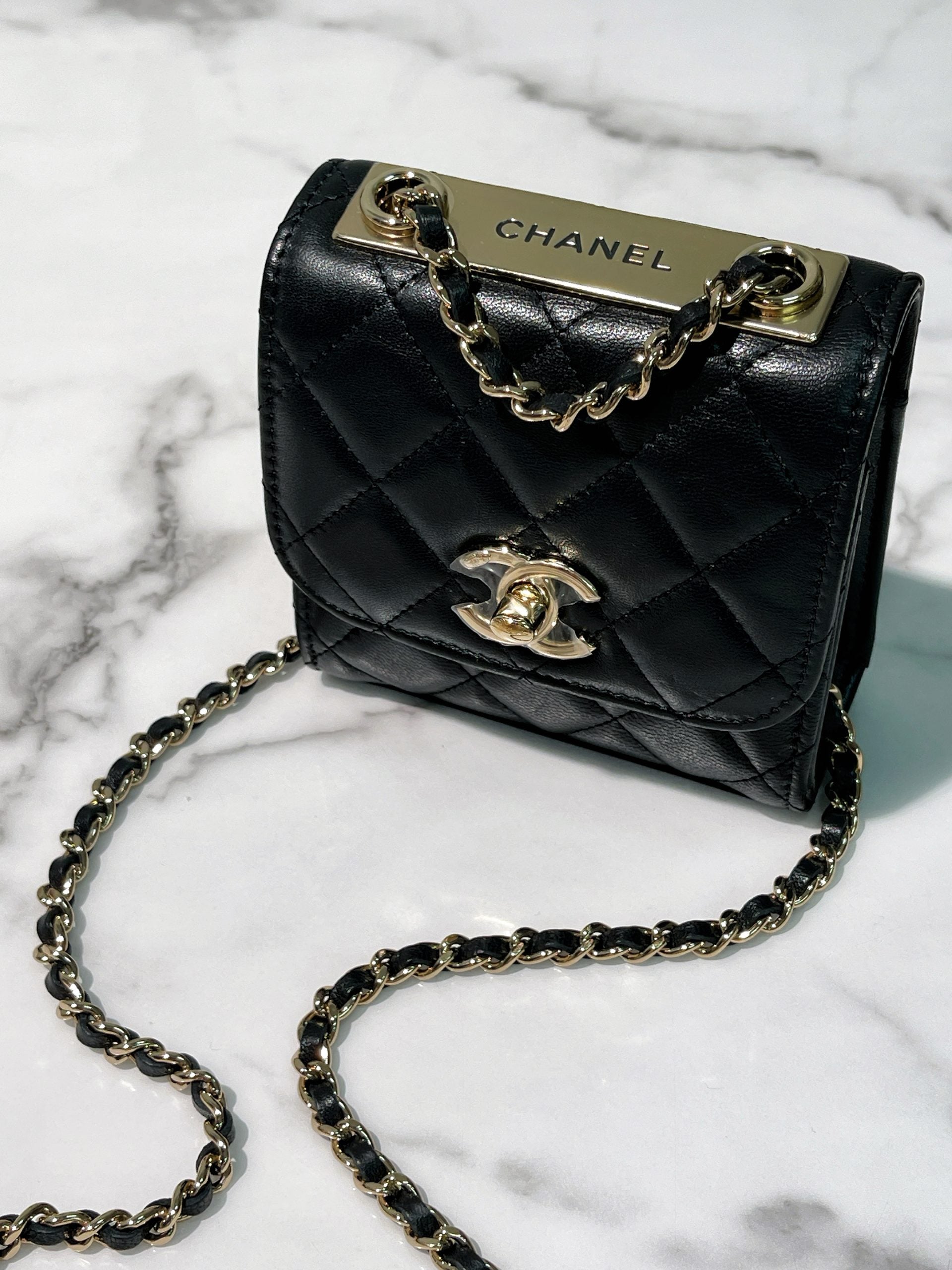 CHANEL MINI TRENDY CC WOC, Black/Gold