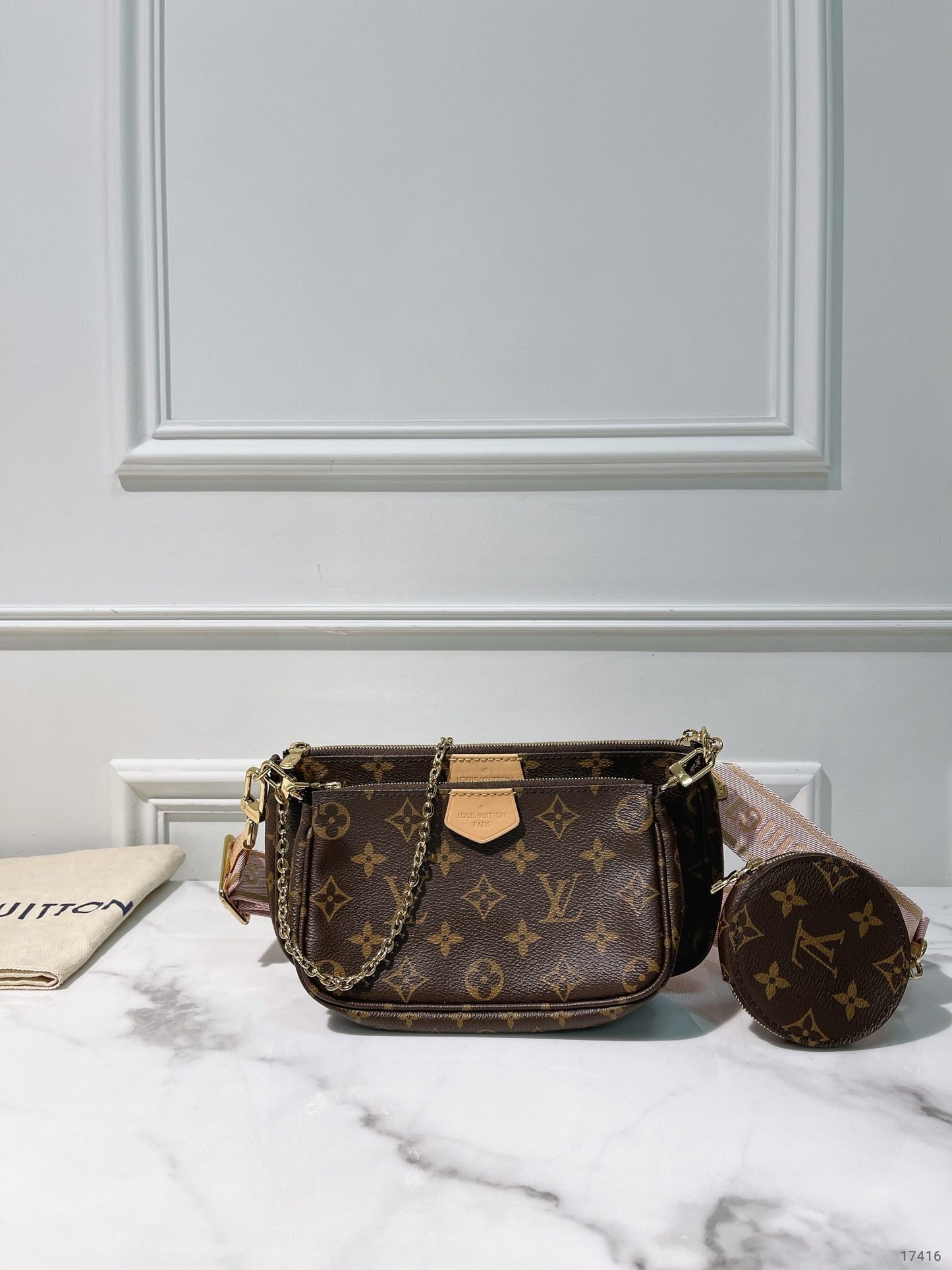 LV MULTI POCHETTE ACCESSOIRES, Monogram/Rose Clair