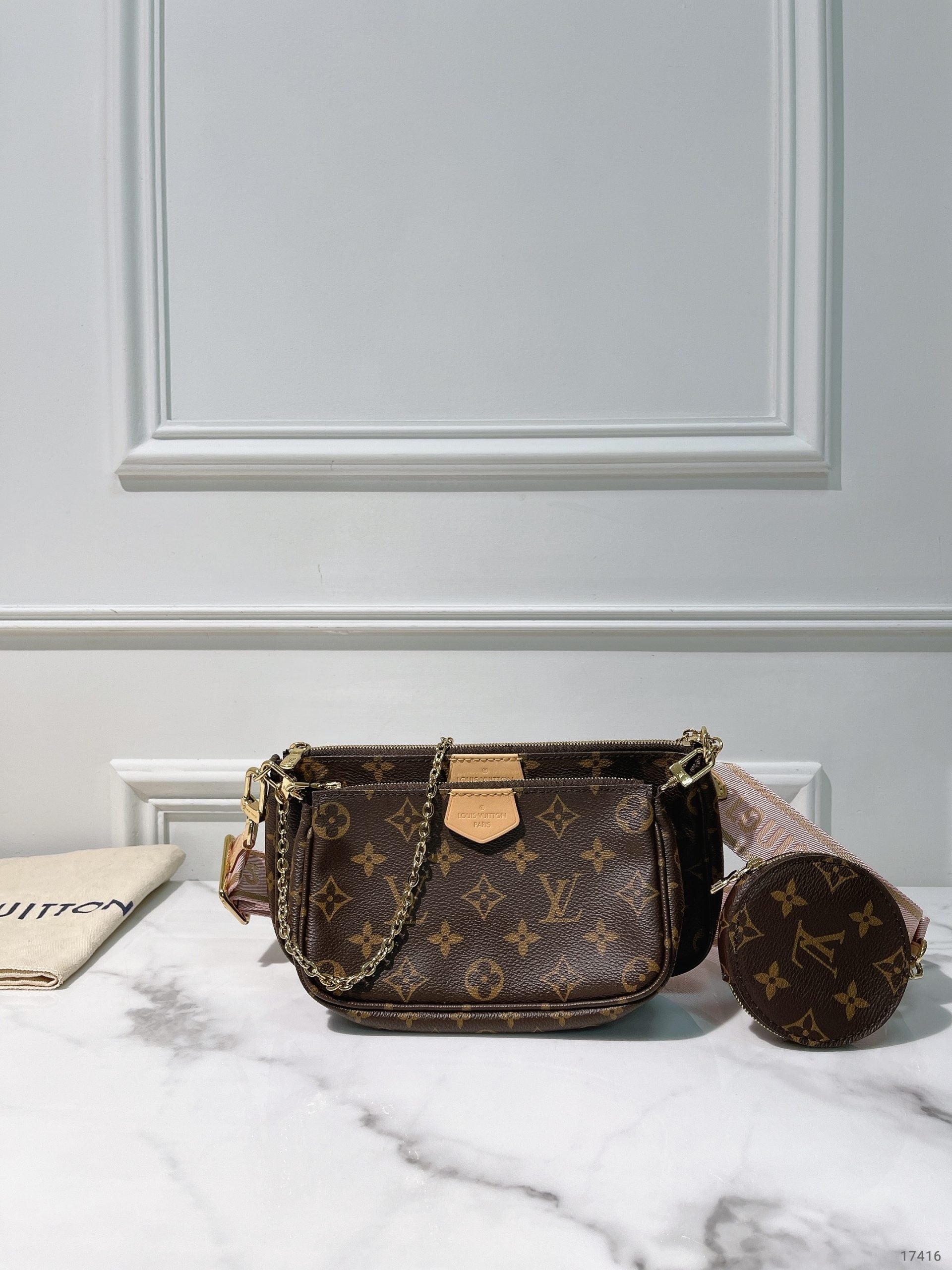 LV MULTI POCHETTE ACCESSOIRES, Monogram/Rose Clair