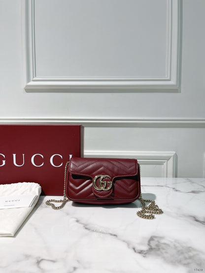 GUCCI SUPER MINI MARMONT, Red/Gold