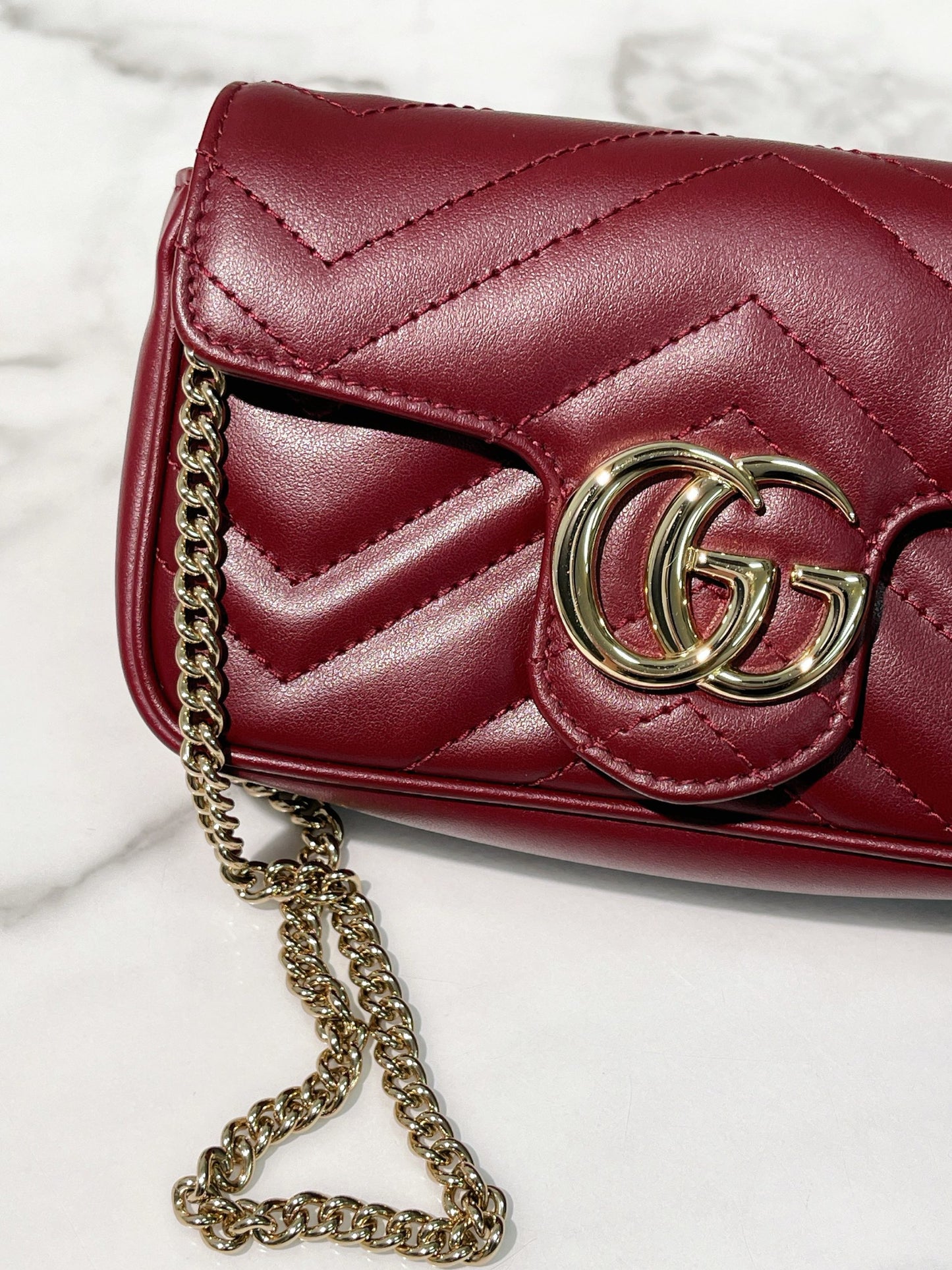 GUCCI SUPER MINI MARMONT, Red/Gold