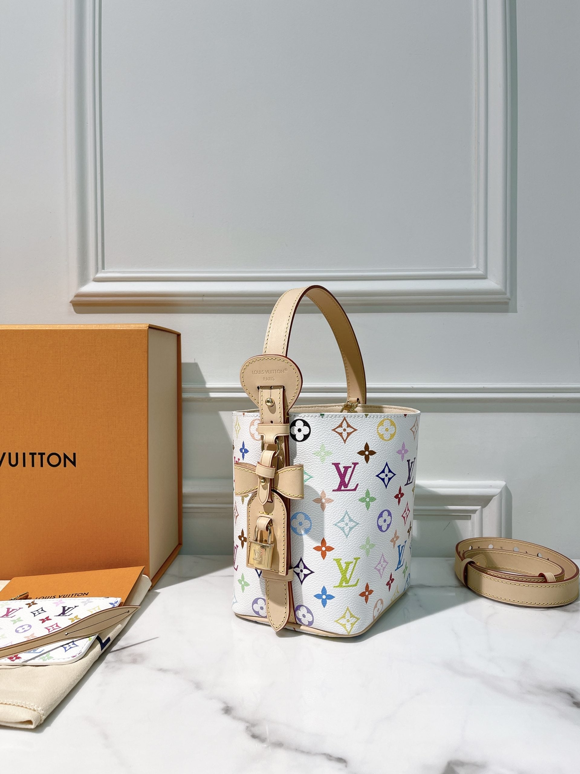 LV x TM ALL IN BB, Monogram