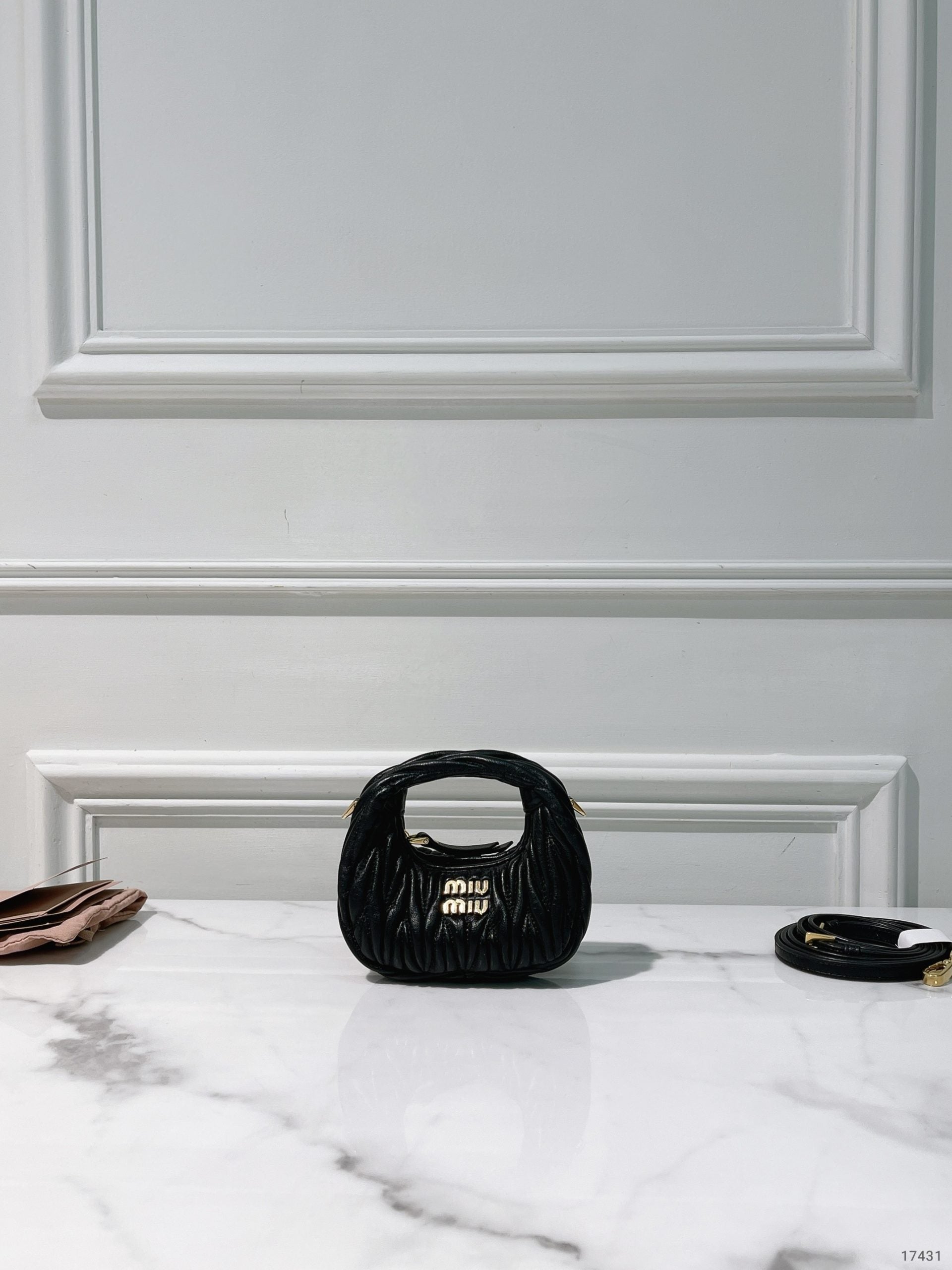 MIUMIU MICRO WANDER, Black/Gold