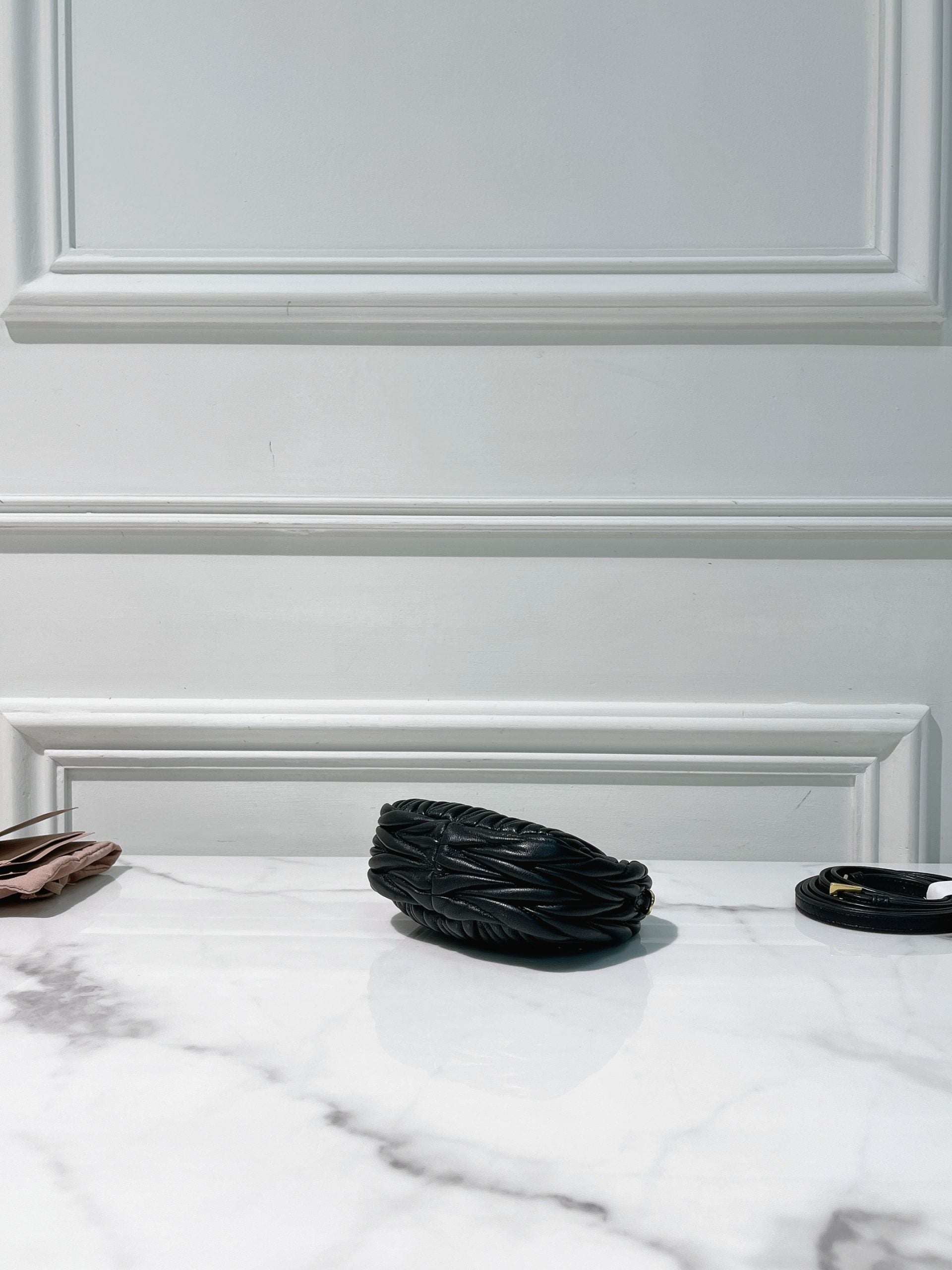 MIUMIU MICRO WANDER, Black/Gold