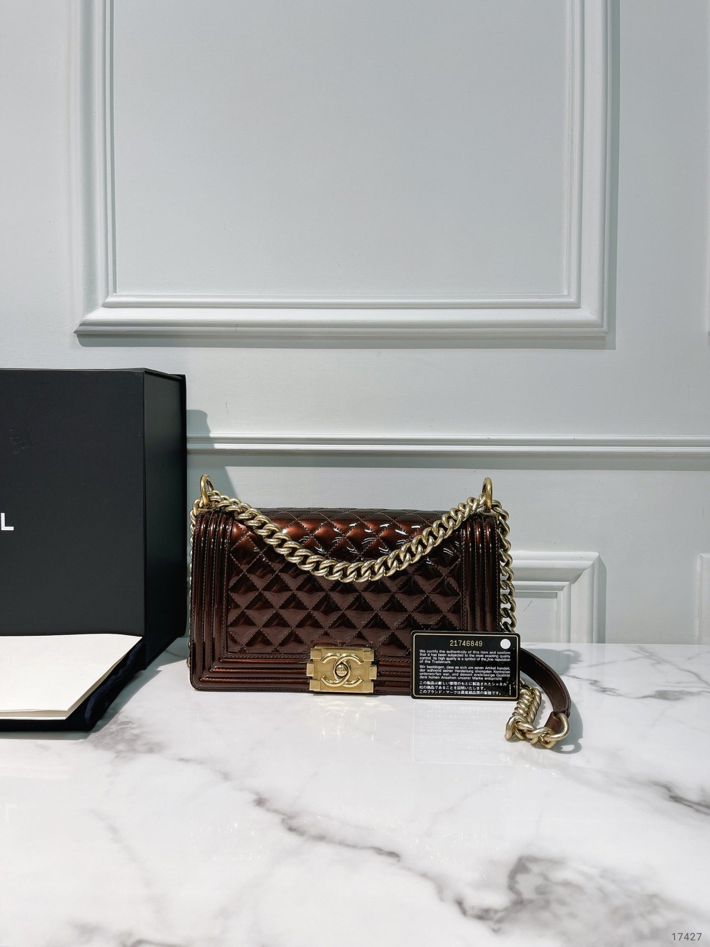 CHANEL MEDIUM BOY HANDBAG, Red/Gold