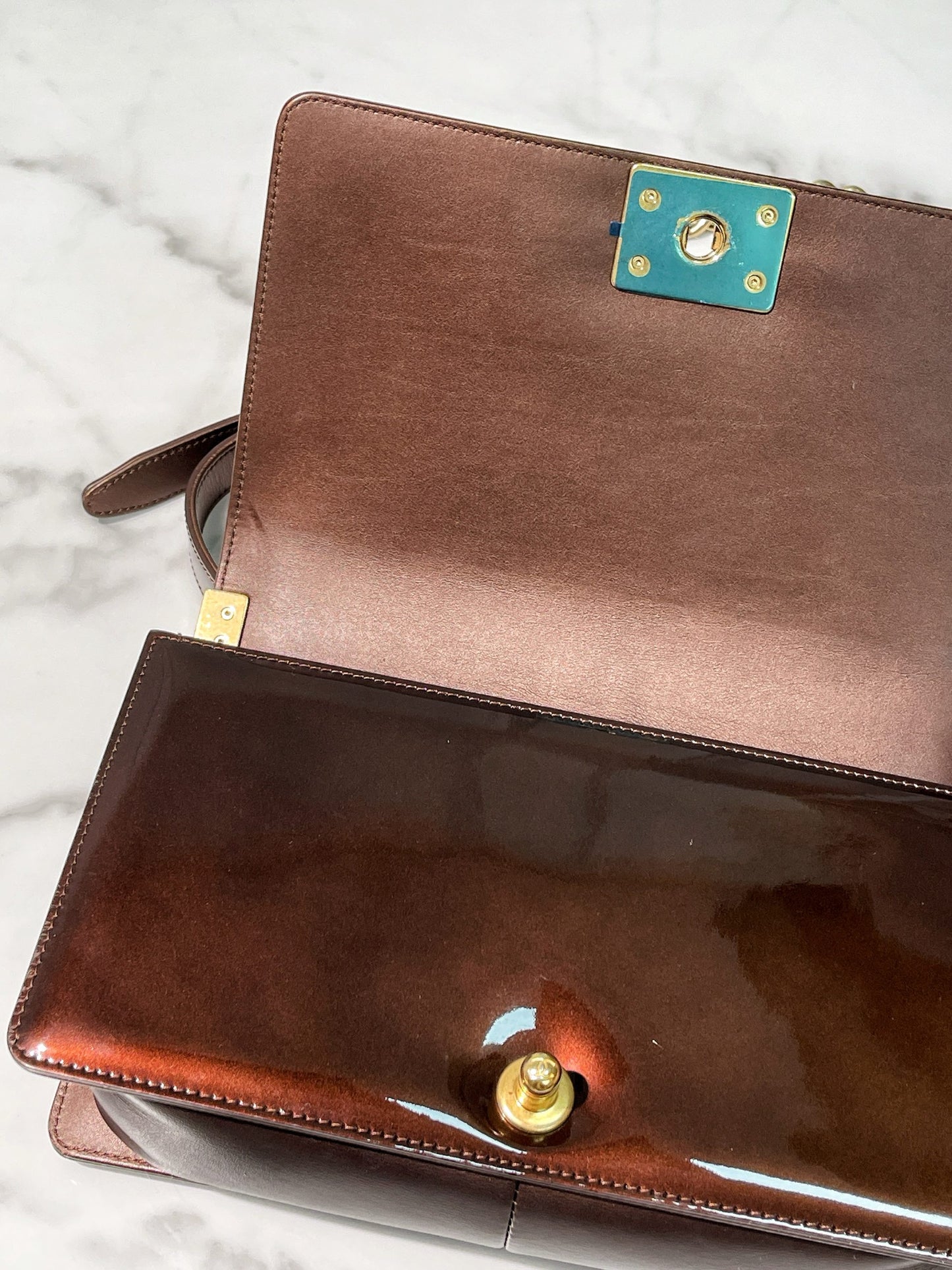 CHANEL MEDIUM BOY HANDBAG, Red/Gold