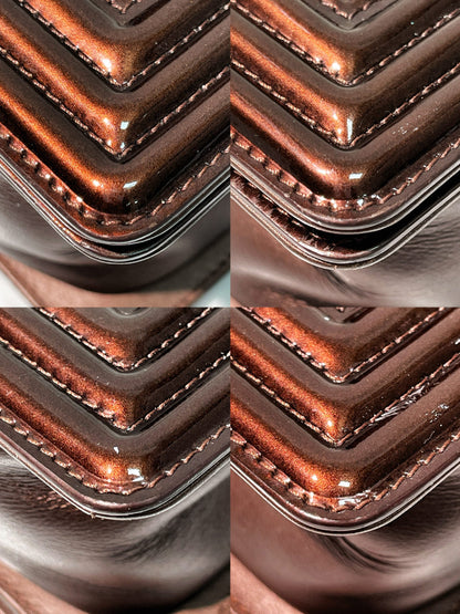 CHANEL MEDIUM BOY HANDBAG, Red/Gold