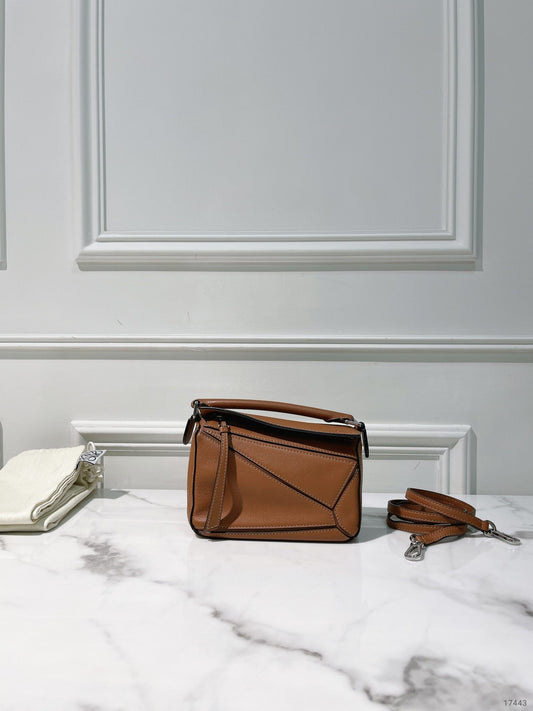 LOEWE MINI PUZZLE, Tan/Silver