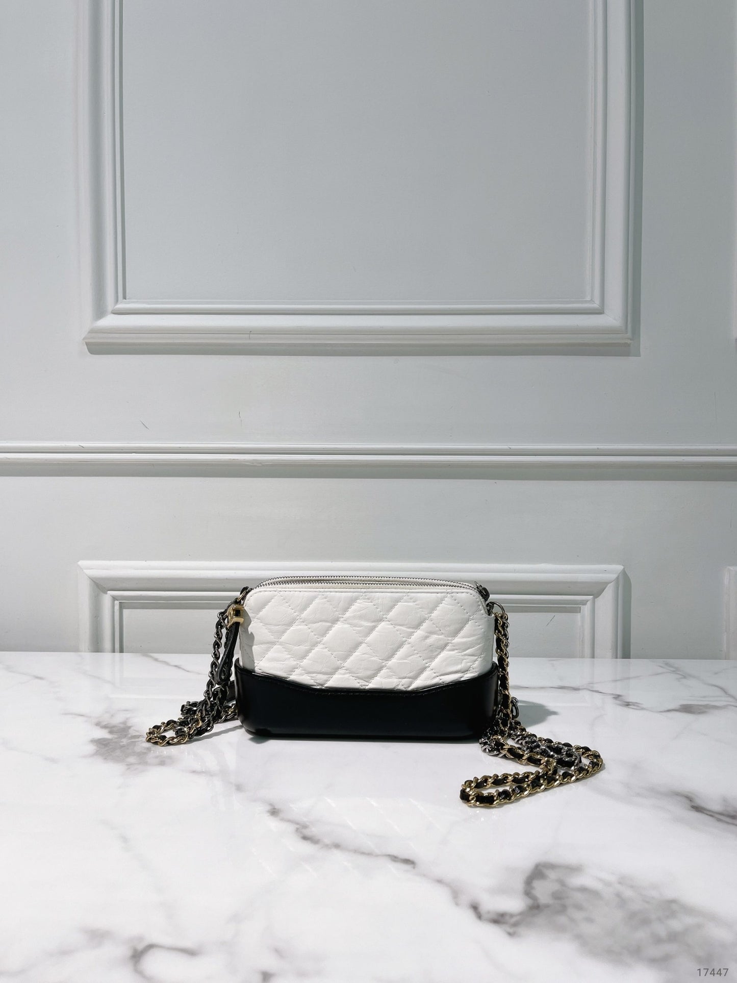 CHANEL MINI GABRIELLE, Black/White