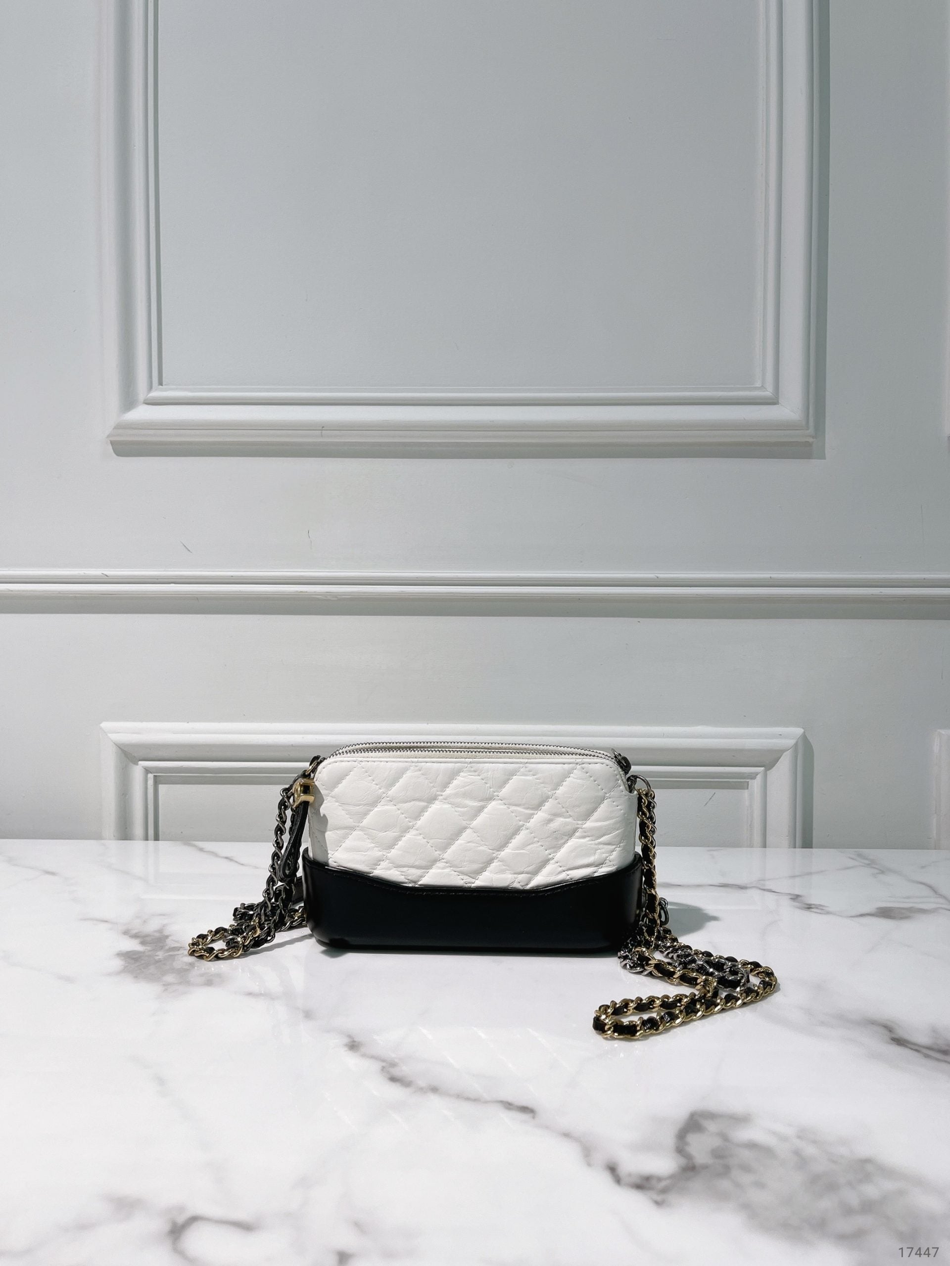 CHANEL MINI GABRIELLE, Black/White