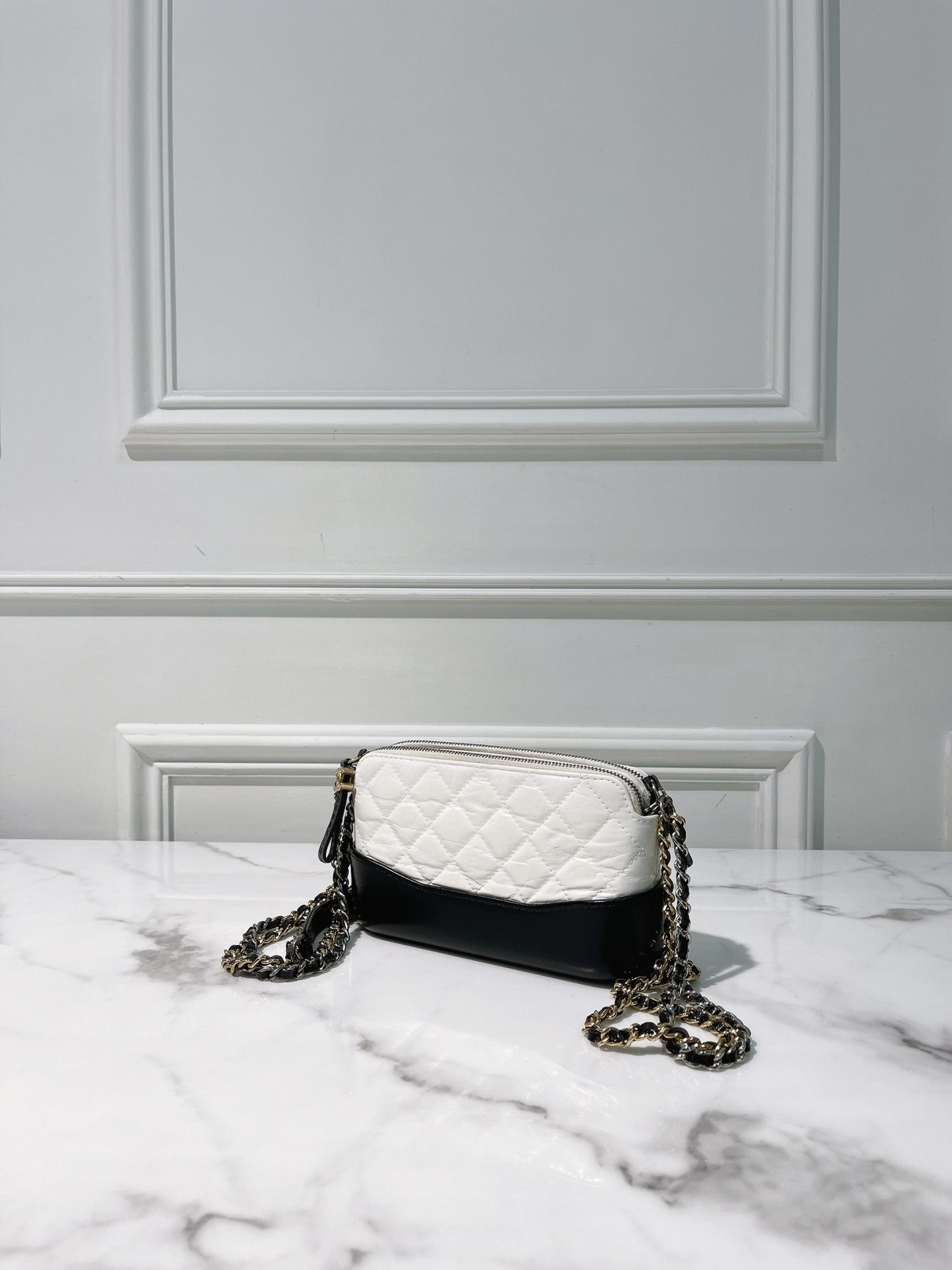 CHANEL MINI GABRIELLE, Black/White