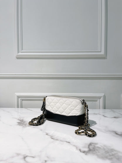 CHANEL MINI GABRIELLE, Black/White
