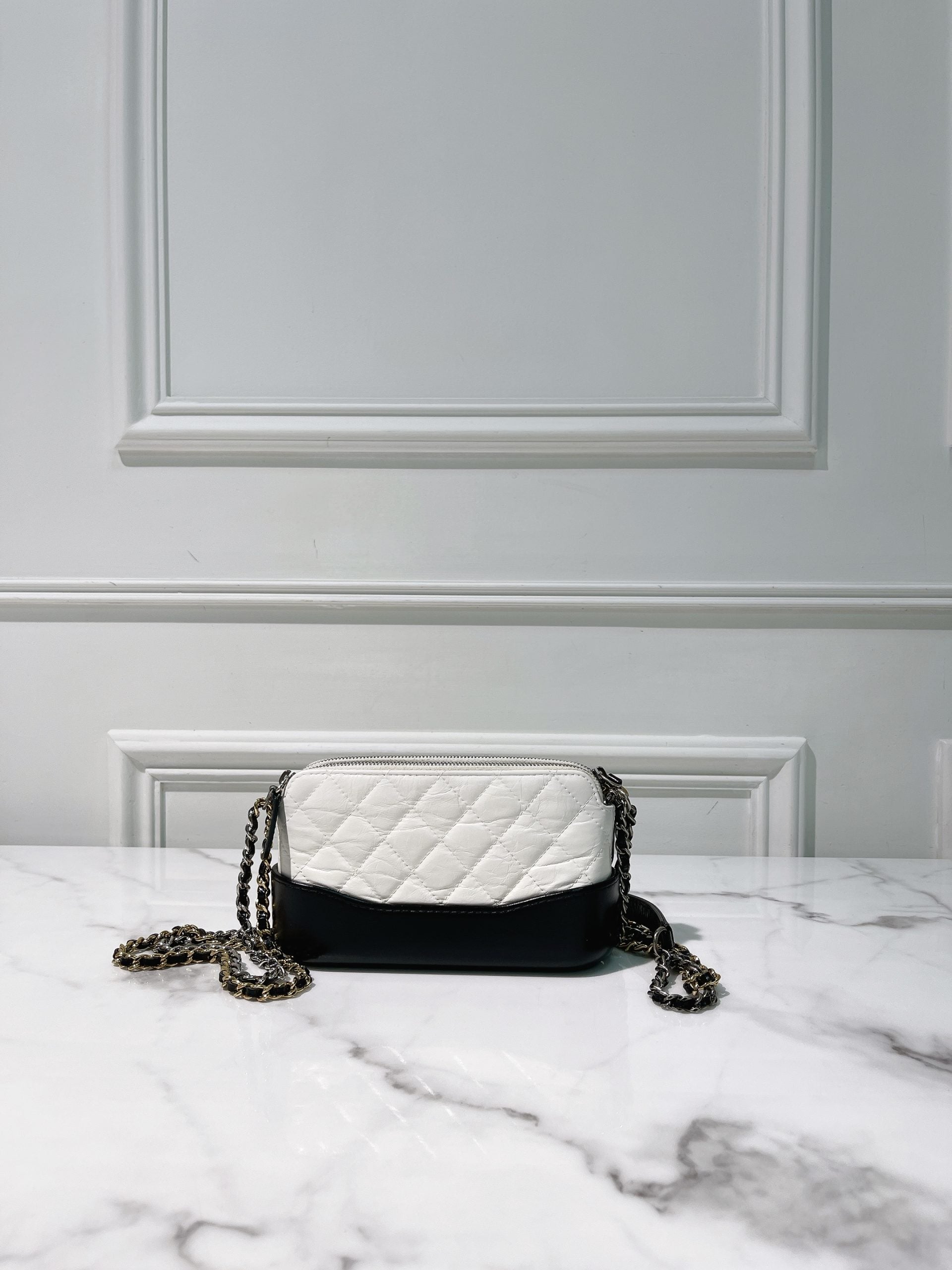 CHANEL MINI GABRIELLE, Black/White