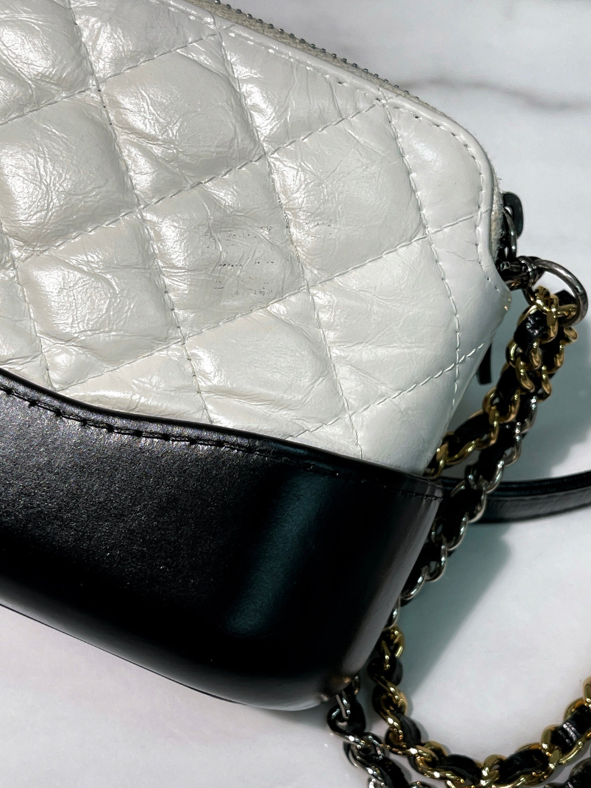 CHANEL MINI GABRIELLE, Black/White