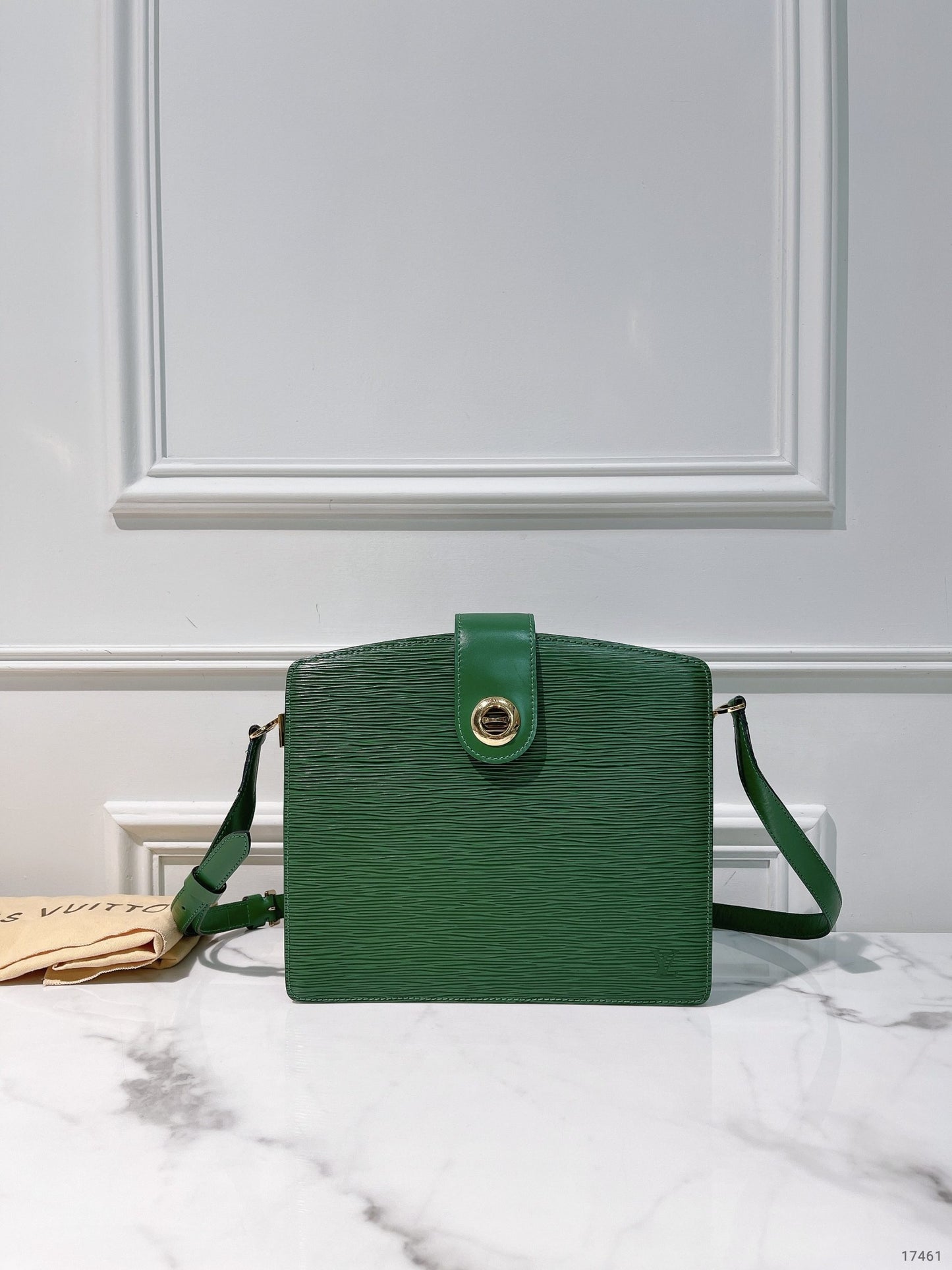 LV VINTAGE CAPUCINES SHOULDER BAG, Green/Gold