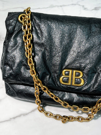 BALENCIAGA MEDIUM MONACO CHAIN BAG, Black/Gold