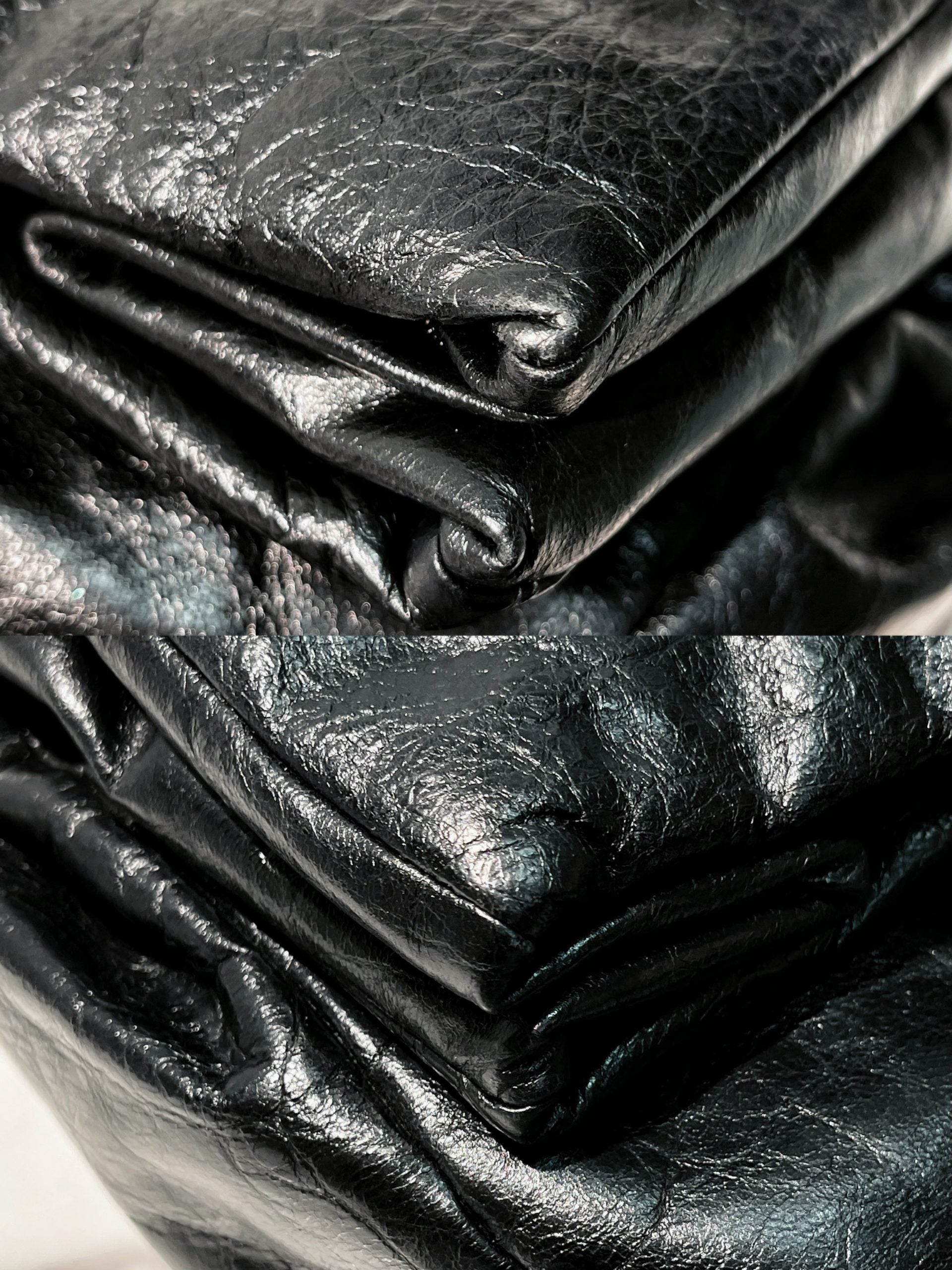 BALENCIAGA MEDIUM MONACO CHAIN BAG, Black/Gold