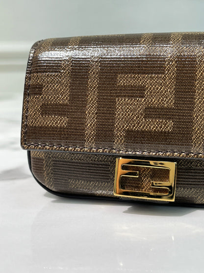 FENDI BAGUETTE MINI BELT BAG