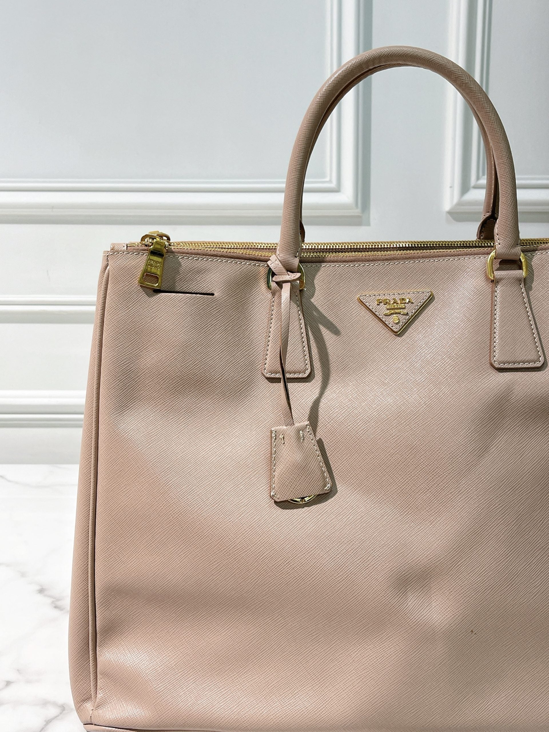 PRADA GALLERIA BAG, Beige/Gold