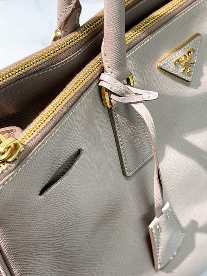 PRADA GALLERIA BAG, Beige/Gold