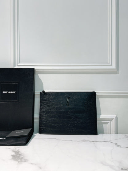 YSL ZIP POUCH, So Black