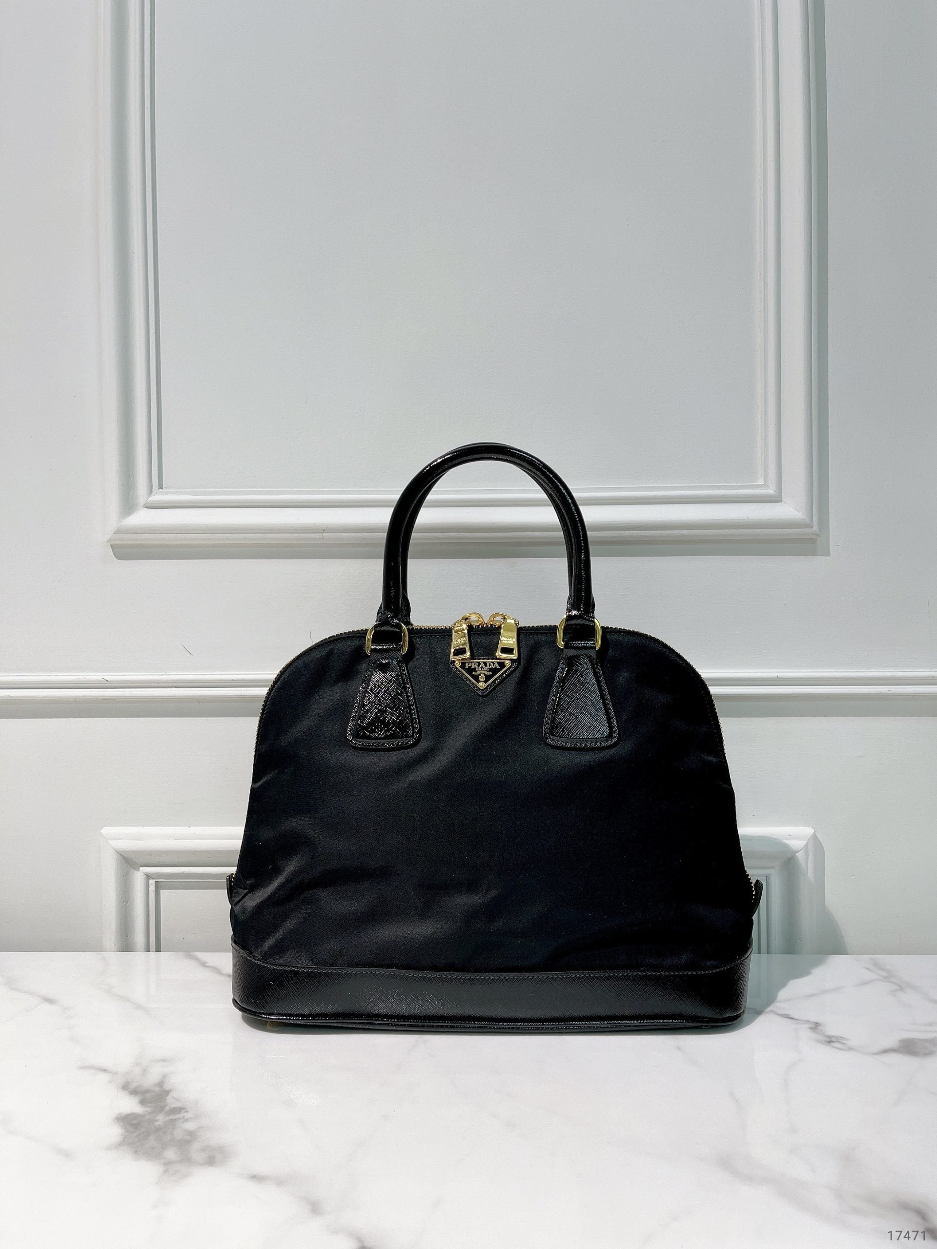 PRADA PROMENADE BAG, Black/Gold