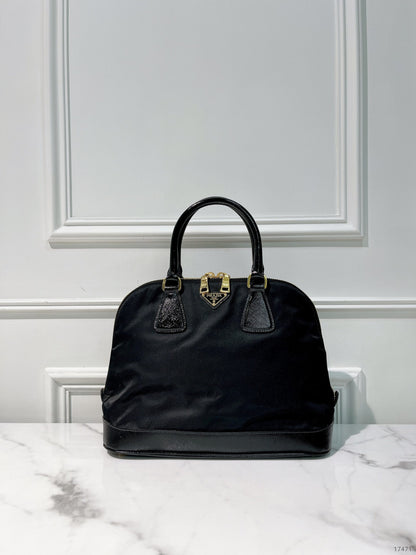 PRADA PROMENADE BAG, Black/Gold