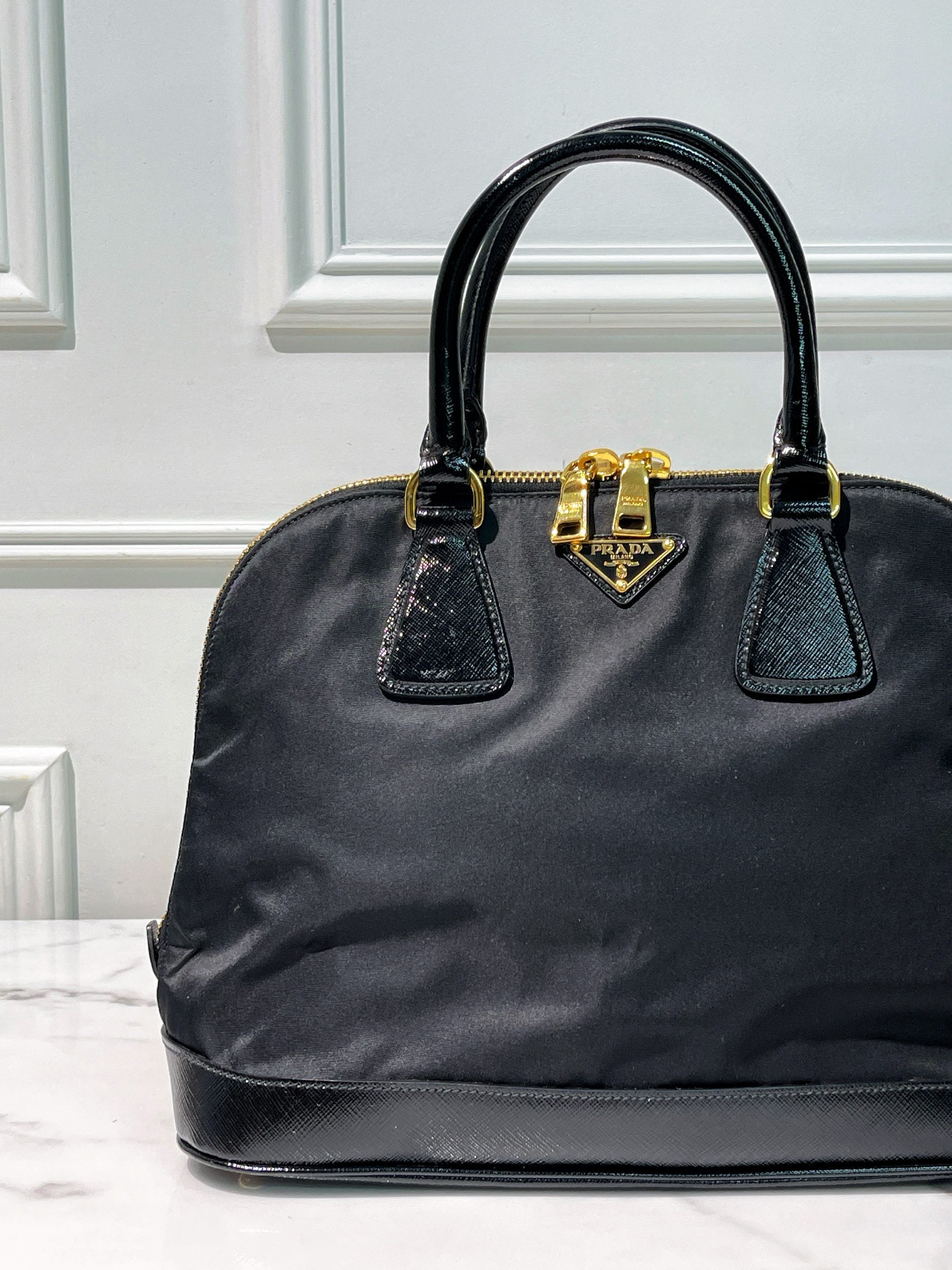 PRADA PROMENADE BAG, Black/Gold