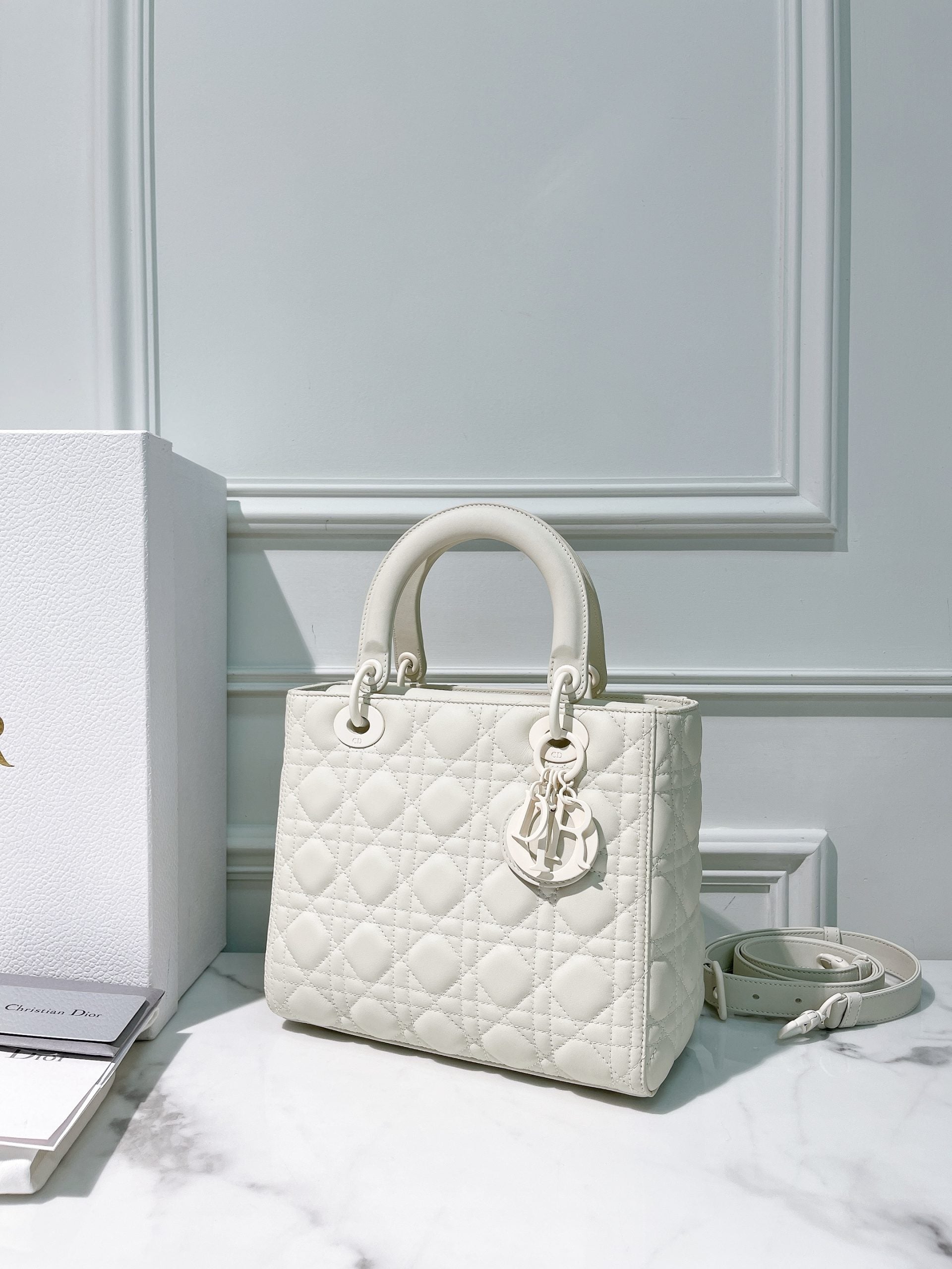 DIOR MEDIUM LADY DIOR BAG, So White