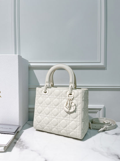 DIOR MEDIUM LADY DIOR BAG, So White