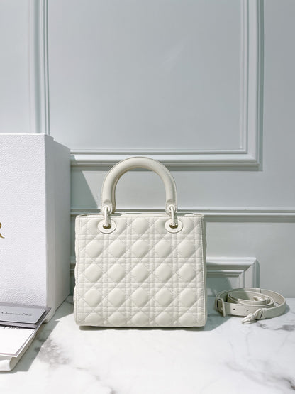 DIOR MEDIUM LADY DIOR BAG, So White