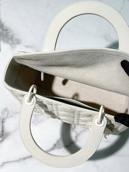 DIOR MEDIUM LADY DIOR BAG, So White